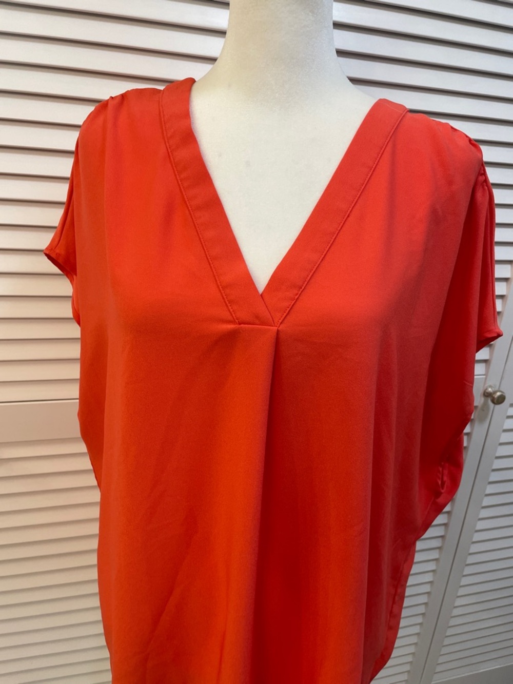 Banana Republic Coral V-Neck Lightweight Tunic Top Cap Sleeve Size XL